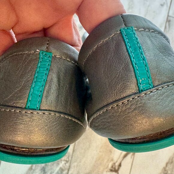 Flats_&_Loafers